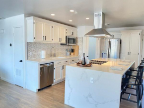 NEW! Old Town Scottsdale Gem! Close to everything!